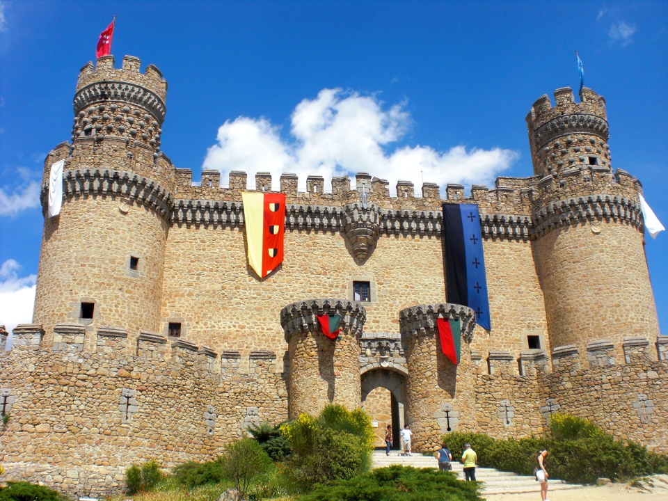 Замки и поместья в Испании